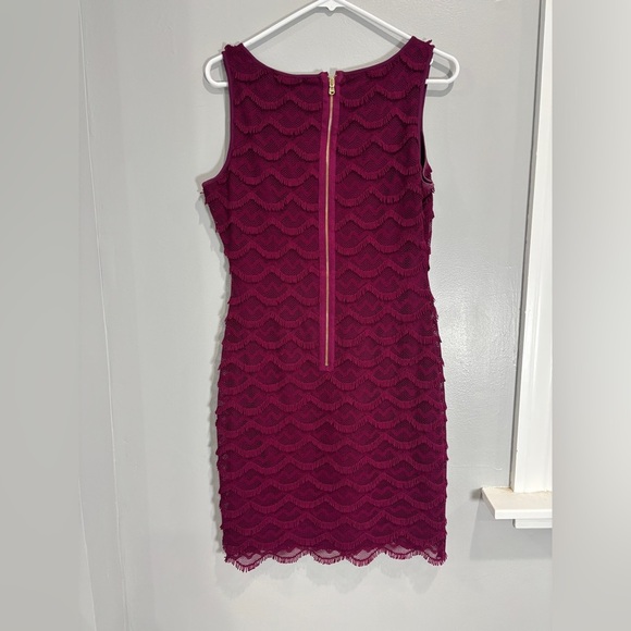 GUESS Sheath Dress Wine Scalloped Women's Size Fringe 8 Sleeveless Short - Picture 5 of 8